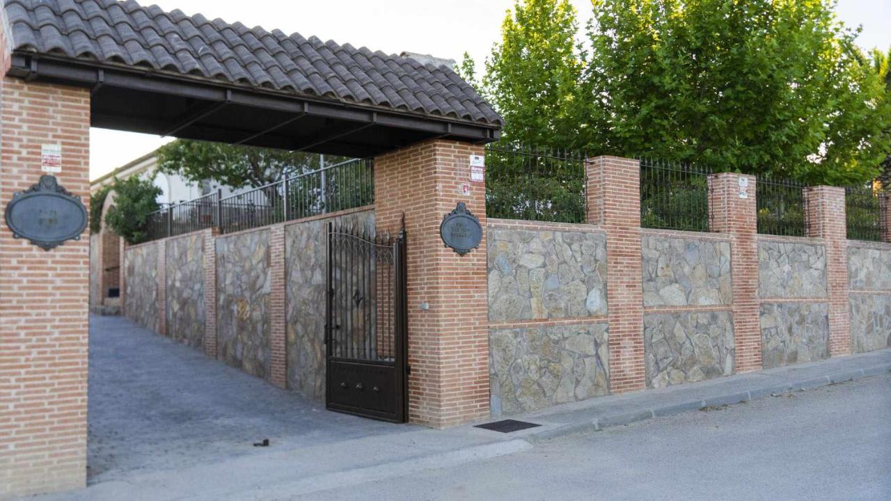 Villa Las Tres Hermanas Albarreal De Tajo By Toledo Ap Exterior foto